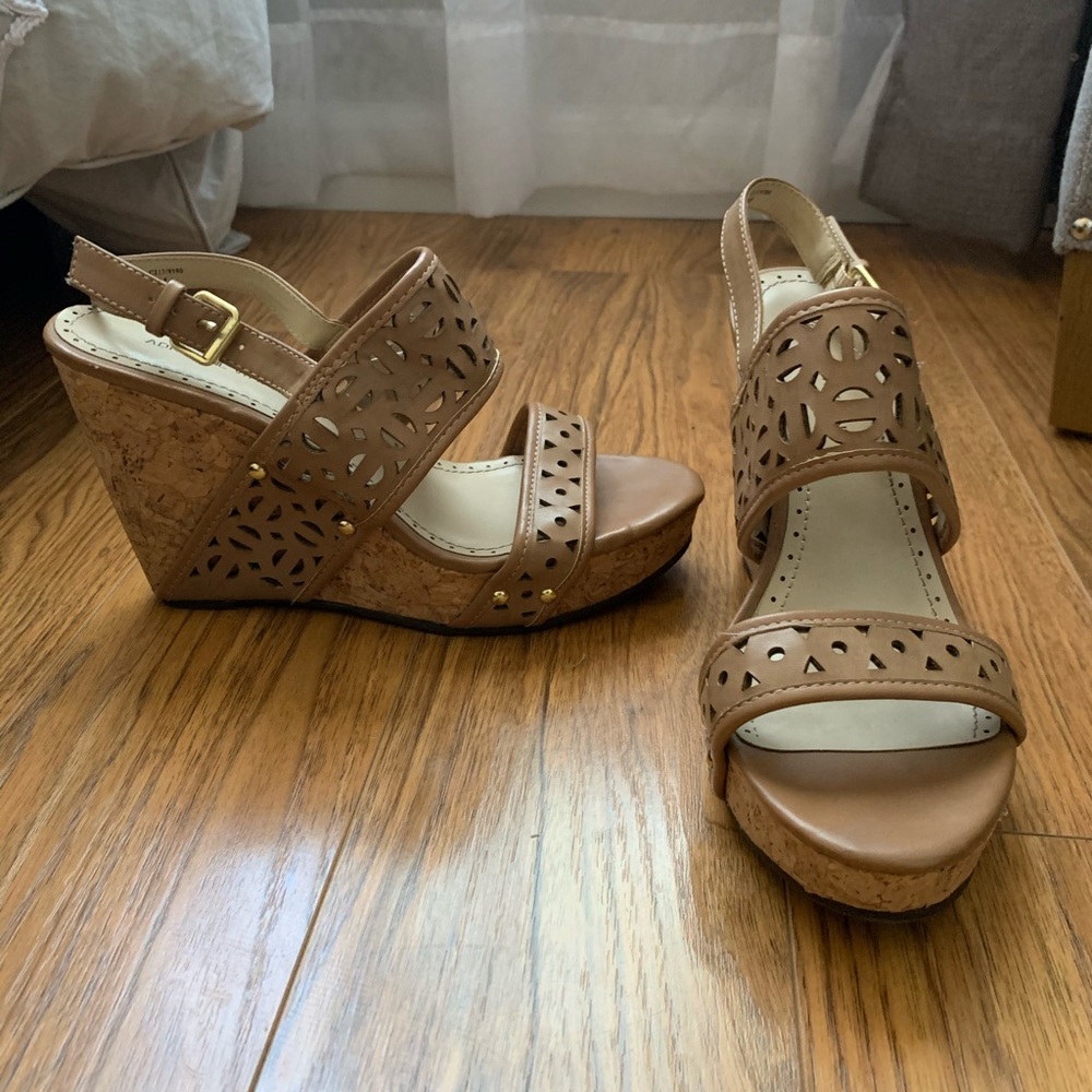 Adrienne Vittadini Countiss Cork Wedge